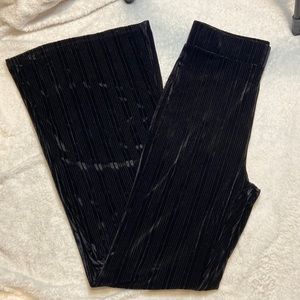 Forever 21 Black Ribbed Velvet Boot Cut Pants Large